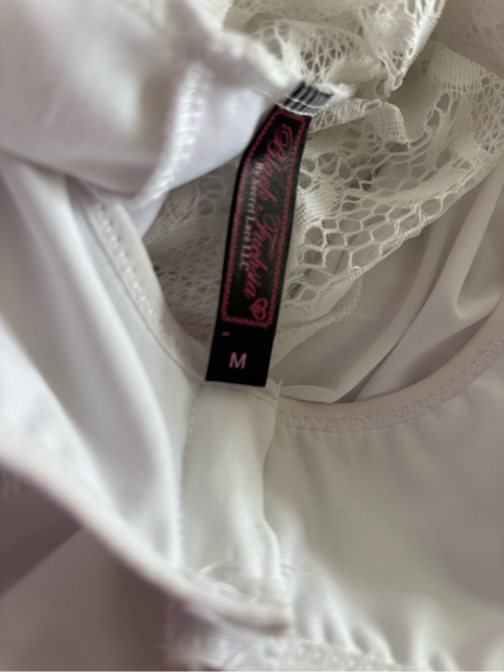 Sleeveless White Lace High Neck Bodysuit - Picture 5 of 5